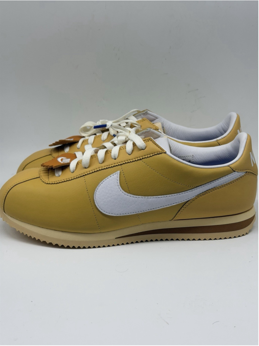Nike Cortez 23 SE Wheat Gold White Coconut Milk FD0400 725 Men's Size 12 - Picture 2 of 10